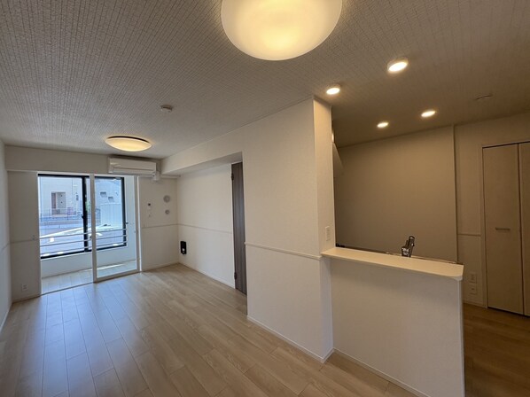 プリマヴェーラBの物件内観写真